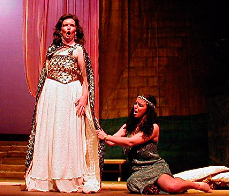 Soprano Ruth Kerr in Aida