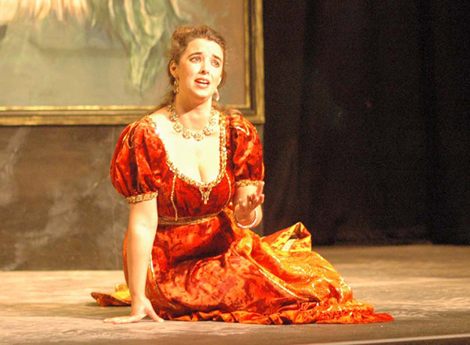 Soprano Ruth Kerr in Tosca