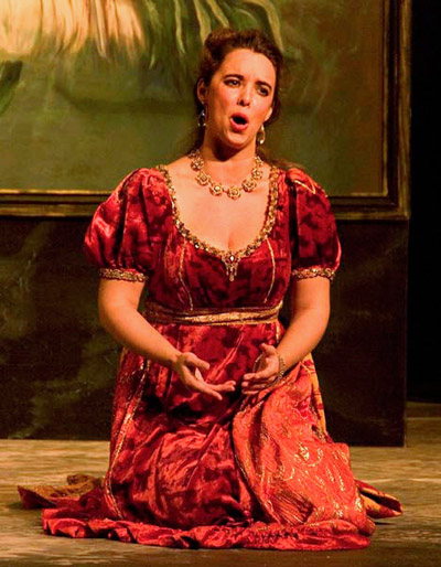Soprano Ruth Kerr in Tosca